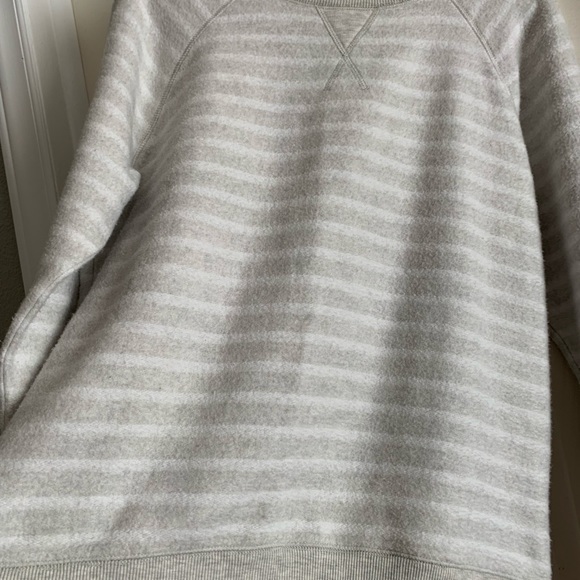 Lucky Brand White Gray Stripes Top Size Large - Picture 7 of 16